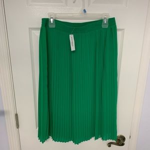 Green skirt